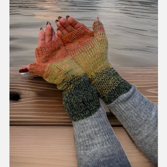 Handmade Women's Wool Blend Watermelon Multi Knit Fingerless Soft Mittens Gloves - Picture 4 of 10